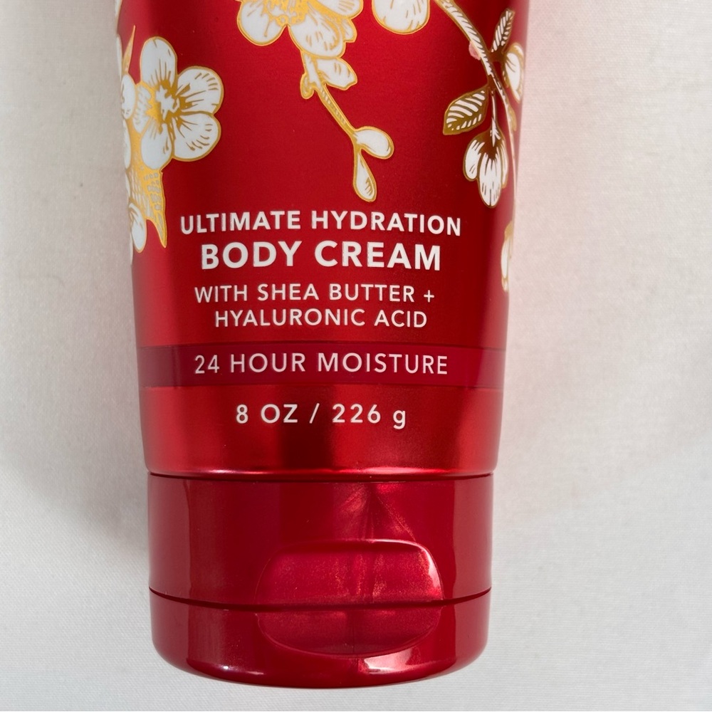Bath & Body Works Japanese Cherry Blossom Shower Gel and Body Cream 2 Piece Set - Picture 4 of 10